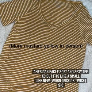 American Eagle short sleeve soft and sexy top